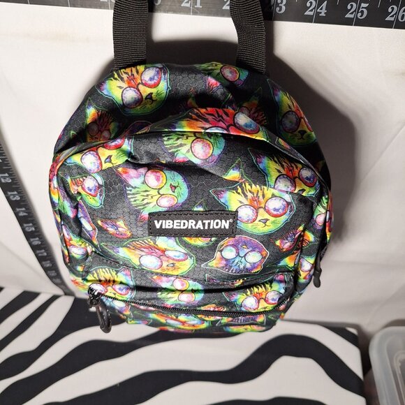 Vibedration Hydration Backpack with bladder - Small - Cats main image 11
